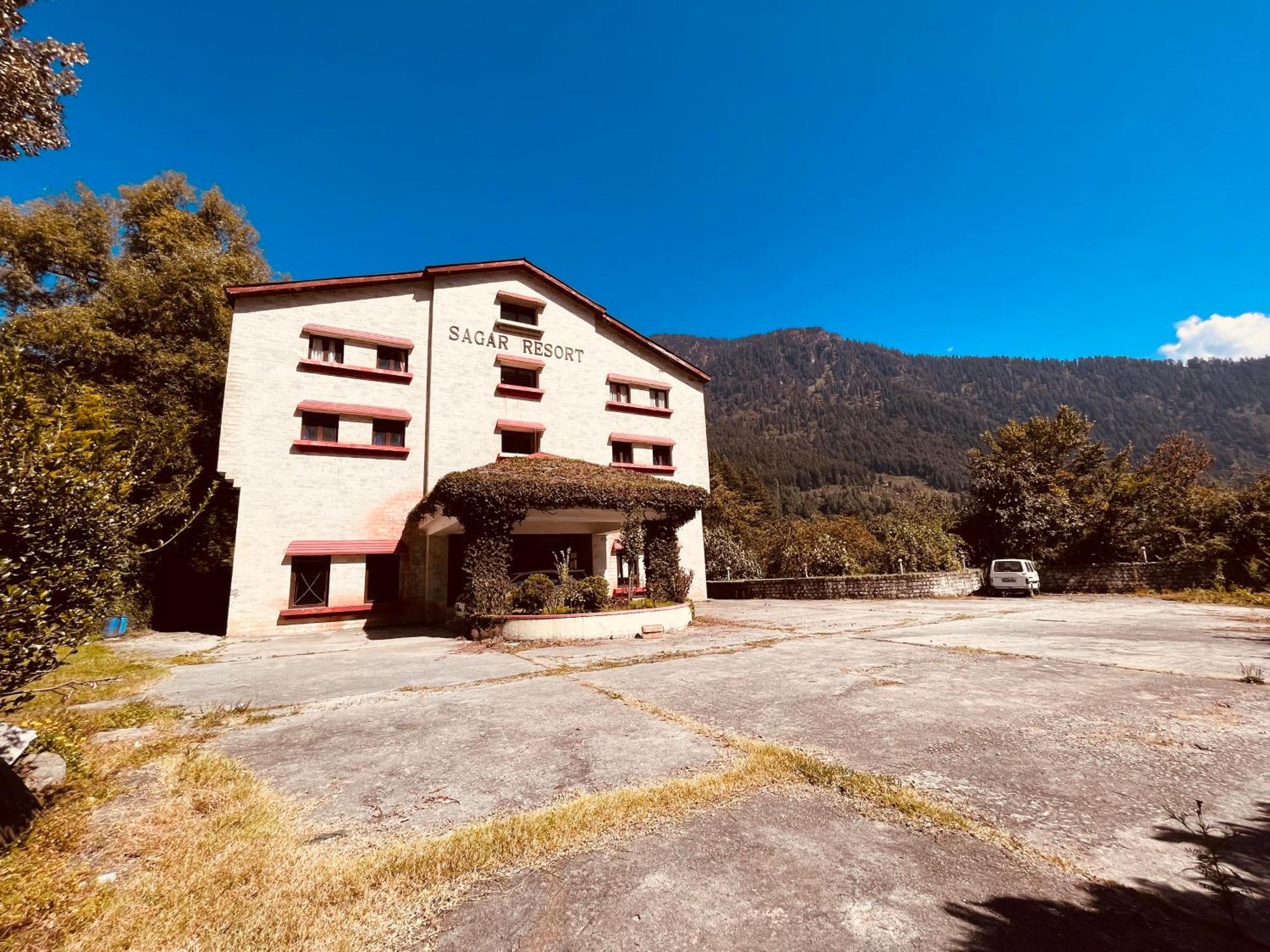 Ramayan Resort, In City Centre Manali By Ramanand Sagar Manāli Exterior foto
