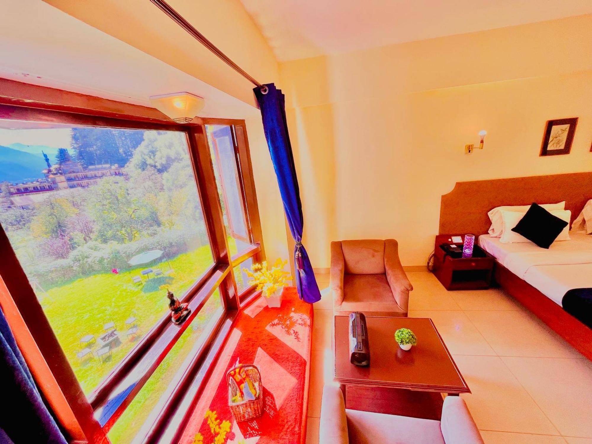 Ramayan Resort, In City Centre Manali By Ramanand Sagar Manāli Exterior foto